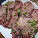 香月園 - タン塩900円