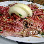 香月園 - カルビ950円（松阪牛）