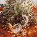 麺屋 丸福 - ミンチネギ玉葱タワー‼️