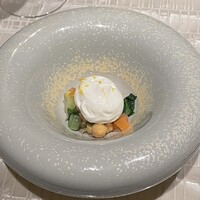 ベージュ アラン・デュカス 東京 - 