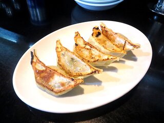 Sousaku Machi Chuuka Kunfu - 餃子