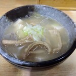 とん八 - もつ煮込み 380円(税込)(2023年12月14日撮影)