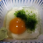 とん八 - 月見とろろ 380円(税込)(2023年12月14日撮影)