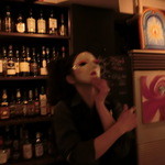 ペル・パラッツォ - 2013' 12/20 自作マスクをつけたオーナー