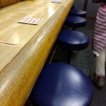 とん八 - カウンター席(2023年12月7日撮影)