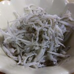 とん八 - しらすおろし 400円(税込)(2023年12月7日撮影)