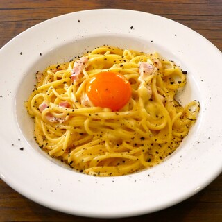 カフェ 音と友に_1