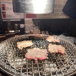 Noto Ushi Sumi Biyaki Nikugammon - 