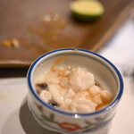 うを徳 - 《陸州大間（おほま）》"沙噀（なまこ）"＋《蝦夷地函館（はこだて）》"鱈精巢（くもこ）"