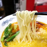Shanshambou - 麺は細めで、よくある中華料理店の麺という感じ