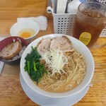 Ramen A Kanuma - 濃厚辛口担々麺(中)チャーシュー丼付き1200円