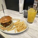 アイランドバーガーズ 市ヶ谷店 - 