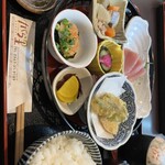 旬菜の味わい がら里 - 日替わり花かごランチ990円税込