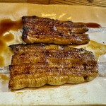 かぶと - 上が天然、下が養殖