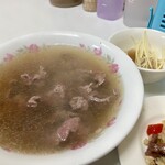 阿村牛肉湯 - 牛肉湯、刻んだ生姜と食します☝️