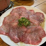 炭火焼肉 キョロちゃん - 