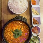 韓国料理 ホンデポチャ - 