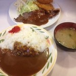 キッチンニュー早苗 - 日替り定食（ビーフステーキデミソース、キスフライ）カレーライス