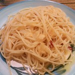 パスタ しゃべりたい - ペペロンチーノ大盛　450円