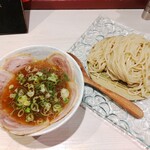 柳麺 呉田 - ザルチャーシューつけ麺