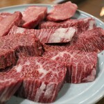 炭火焼肉ホルモンさわいし - 