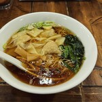 Chuugoku Ramen Youshuu Shounin - 正油ワンタン麺¥500