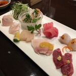 お酒と博多小皿 たなかだ - 