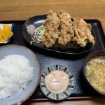 Miuraya - 鳥の唐揚げ定食　小　1090円