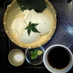 だいぶつころころ - 出来たて本にがり豆冨