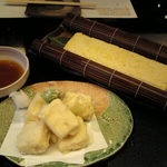 自然薯と豆腐 治之助 - もちもち豆腐の揚げだしと出し巻き卵