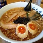 拉麺処 いしずえ - いしずえラーメン（チャーシュー・卵つき）