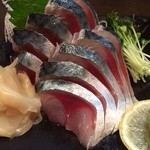 Izakaya Jun - 鯖の刺身です！脂がのってて最高に旨いです‼︎