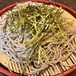 蕎麦処 巴屋 - 天ざる1,200円
海老、ピーマン、椎茸、わかめ、のり、ねぎ