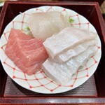 島活 - 上刺身定食の刺身2皿目