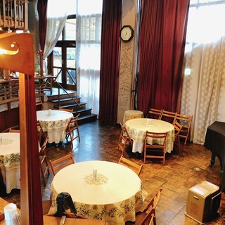 L’AUTRE MAISON 西の洞_2