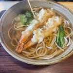 権太呂 - “天麩羅蕎麦”。このシンプルにして味わい最良の一杯！日本人で良かったと思う瞬間です。