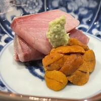 御料理 辻 - 氷見の寒鰤、根室のエゾバフンウニ