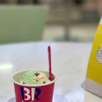 サーティワンアイスクリーム - 料理写真:ポッピングシャワー