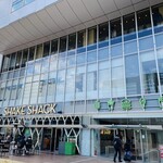 Shake Shack - 