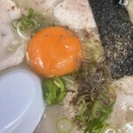 らーめん もとむら - 君恋し…黄身濃いし！オヤジギャグ！