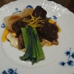 迦陵 - 洋風牛肉煮込みと聖護院大根