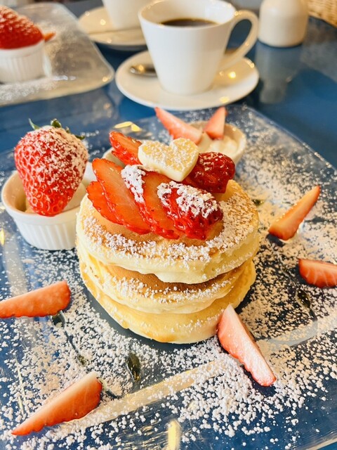 Dessert＆Cafe ブルームーン （Blue Moon） - 津久井浜/カフェ | 食べログ