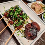 Yakitori Eki - レバー頼んだら、椎茸サービス