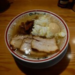 Chuuka Soba Semmon Tanaka Soba Ten - 中華そば (玉子入り)、1,000円。