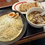 Kourakuen - ザルラー、麺