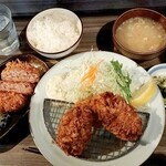 Tonkatsu Don To Koi - カキフライ定食（3個）＋メンチカツ