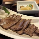 浅草むぎとろ 本店 - 牛タンとむぎとろ膳