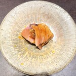 わたべ - お通し(ブリ炙り刺し)