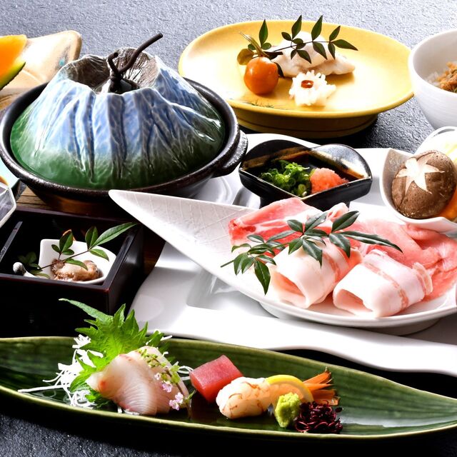 十八番 - 鹿児島中央駅前/日本料理 | 食べログ