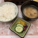 荒井屋 - お食事、味噌汁はしじみ汁